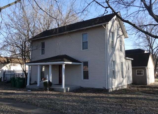 Property at 211 W Dakota St, Butler, MO 64730, 5 beds, 1.5 baths