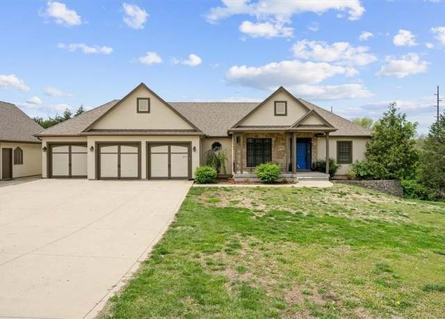 Property at 1713 SW Stutley Rd, Topeka, KS 66615, 4 beds, 3 baths