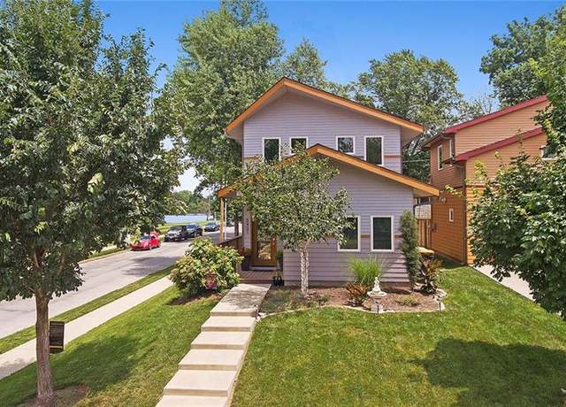 Property at 5401 Tracy Ave, Kansas City, MO 64110, 3 beds, 2.5 baths