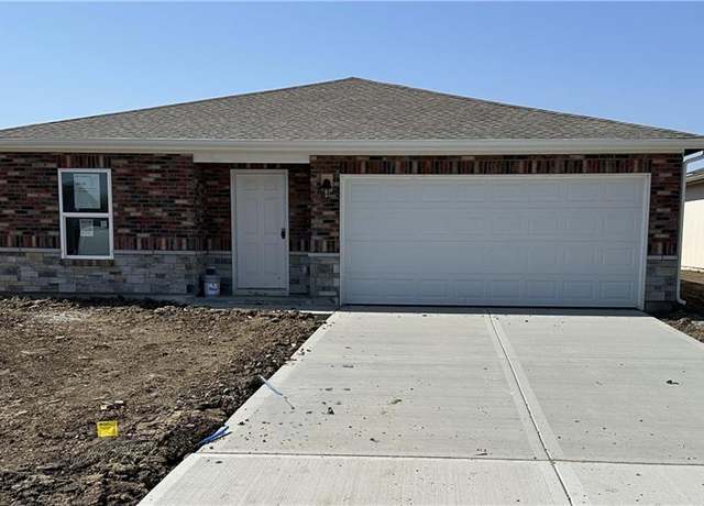 Property at 37827 W 207th Ter, Edgerton, KS 66021, 4 beds, 2 baths