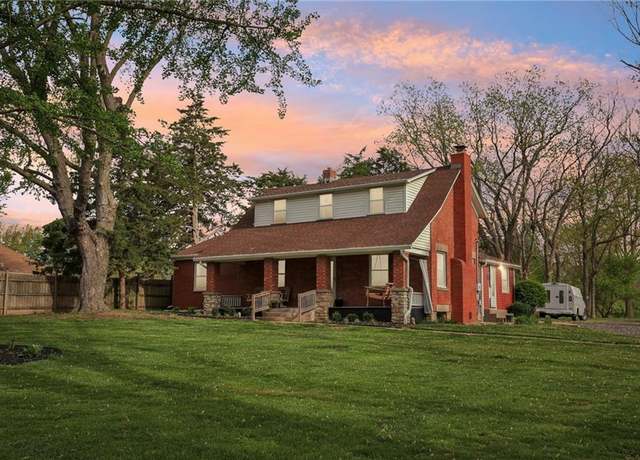 Property at 12606 E 75th St, Kansas City, MO 64138, 4 beds, 2.5 baths