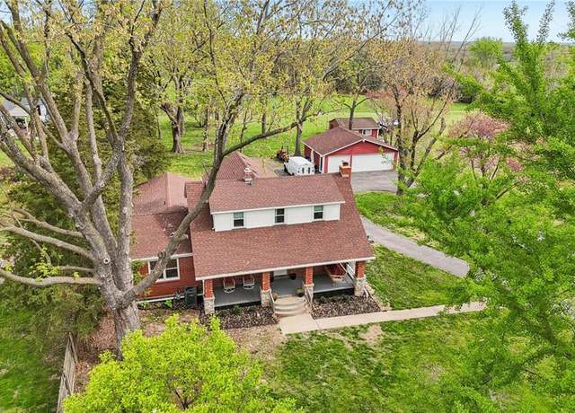 Property at 12606 E 75th St, Kansas City, MO 64138, 4 beds, 2.5 baths