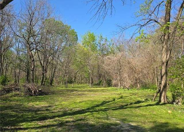 Property at 1020 W Henry St, Sedalia, MO 65301