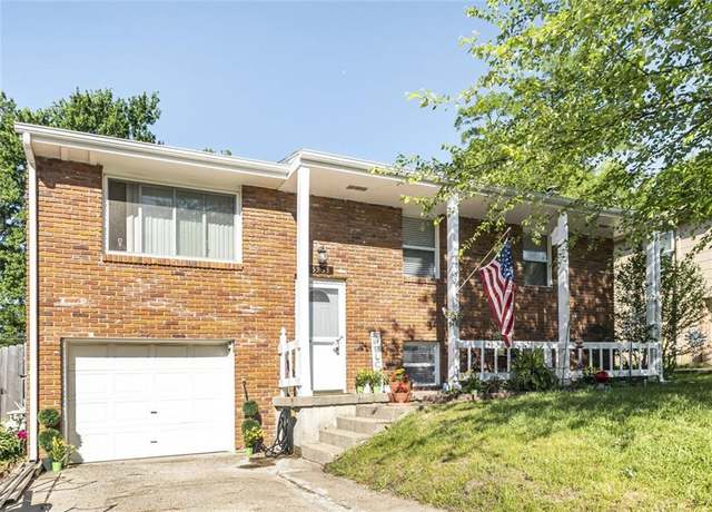 Property at 5533 NE 58th St, Kansas City, MO 64119, 3 beds, 2 baths