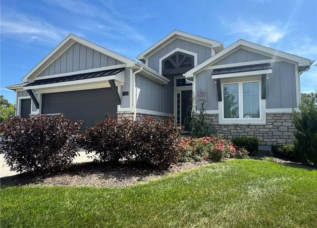 Property at 1720 NW 107th Ter, Kansas City, MO 64155, 4 beds, 4 baths
