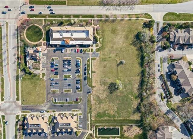 Property at 13470 Briar St, Leawood, KS 66209