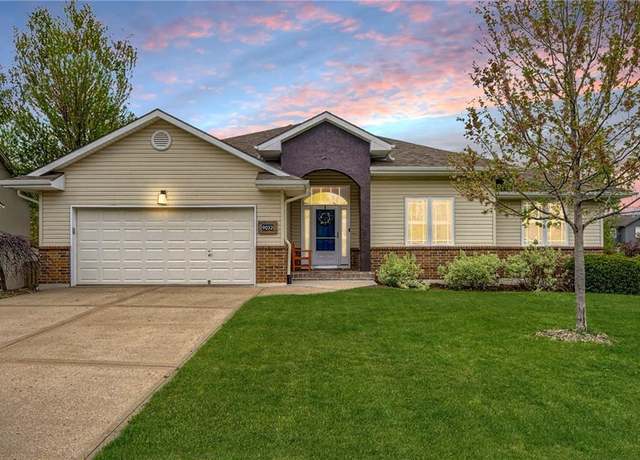 Property at 9032 N Oregon Ave, Kansas City, MO 64154, 3 beds, 3 baths