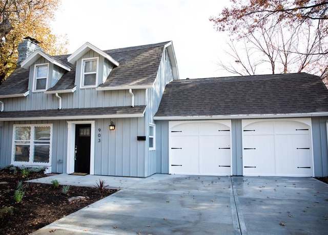 Property at 903 Park Ln, Harrisonville, MO 64701, 4 beds, 2.5 baths