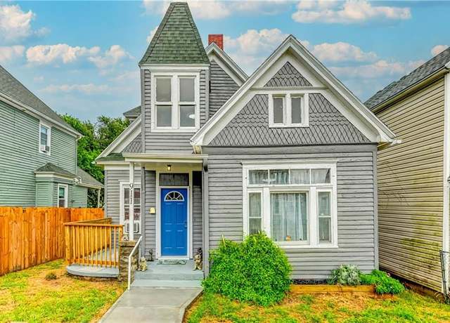 Property at 911 S 16th St, St Joseph, MO 64503, 3 beds, 1 bath
