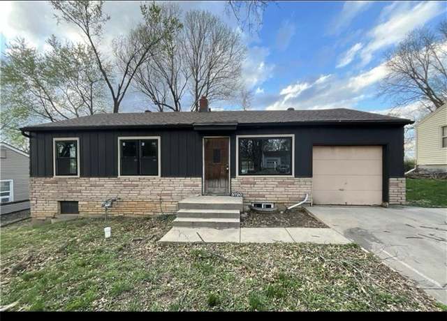 Property at 5720 E 101st Ter, Kansas City, MO 64137, 3 beds, 2 baths
