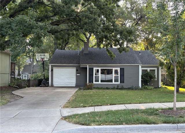 Property at 7053 Cedar St, Prairie Village, KS 66208, 3 beds, 1 bath