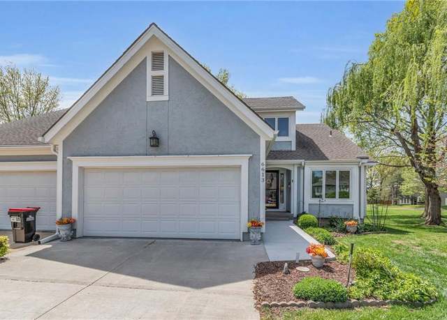 Property at 6613 W 126th Ter, Leawood, KS 66209, 4 beds, 3.5 baths