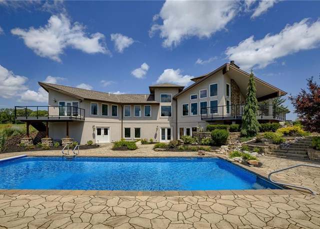 Property at 16021 SE 65th Rd, Faucett, MO 64448, 4 beds, 5.5 baths
