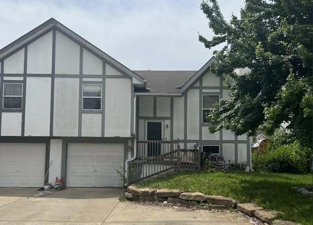Property at 1827 W Gates Dr, Platte City, MO 64079, 4 beds, 2 baths