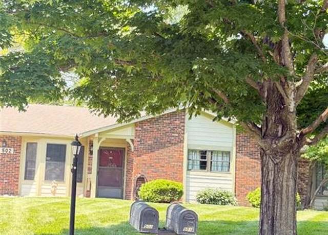 Property at 502 Spring Dr, Raymore, MO 64083, 2 beds, 2 baths