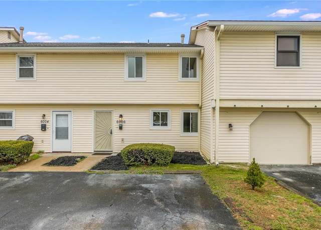 Property at 6006 E 127th St, Grandview, MO 64030, 3 beds, 2.5 baths