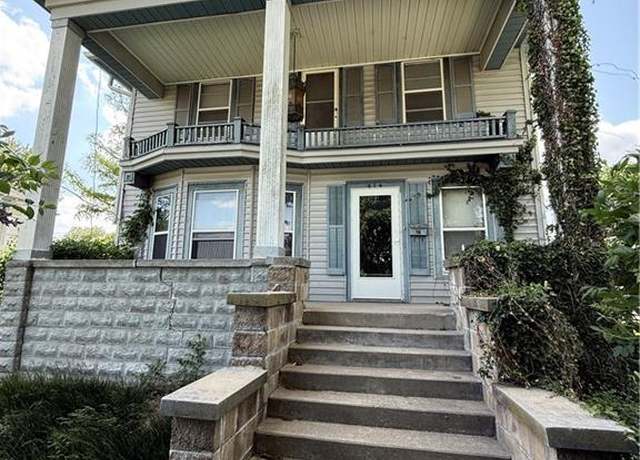 Property at 614 S Buchanan St, Maryville, MO 64468, 4 beds, 1.5 baths