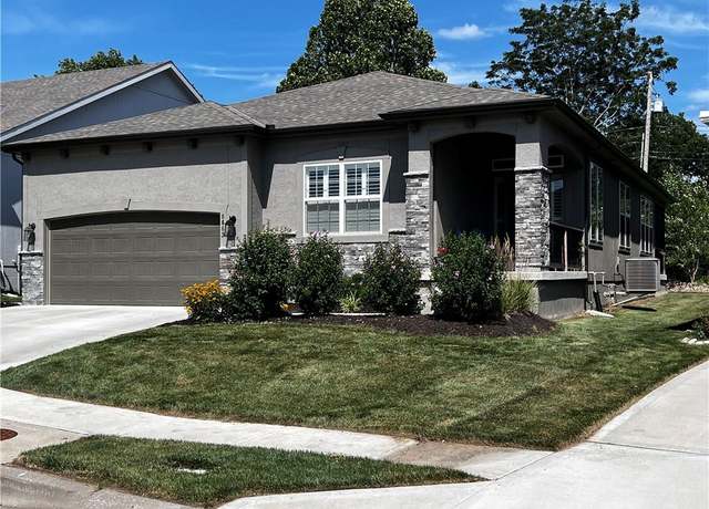 Property at 8683 N Allenton Ave, Kansas City, MO 64154, 4 beds, 3 baths