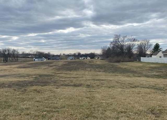 Property at 2017 Wornall Rd, Excelsior Springs, MO 64024