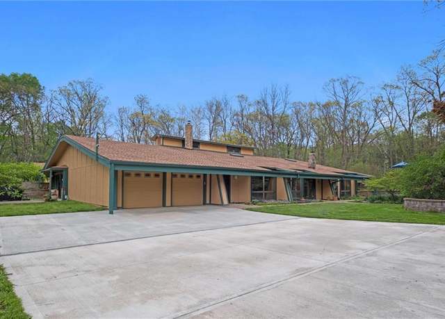 Property at 19913 Pepper Tree Rd, Edgerton, KS 66021, 4 beds, 4.5 baths