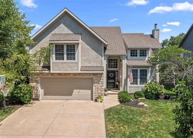 Property at 16584 W 156th Ter, Olathe, KS 66062, 5 beds, 3 baths