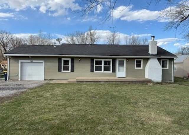 Property at 13004 E 99th St, Kansas City, MO 64138, 2 beds, 1 bath