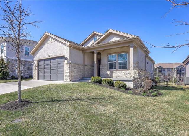 Property at 6934 W 162nd Ct, Overland Park, KS 66085, 4 beds, 3 baths