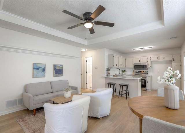 Property at 1609 N Lazy Branch Rd, Independence, MO 64058, 2 beds, 2 baths
