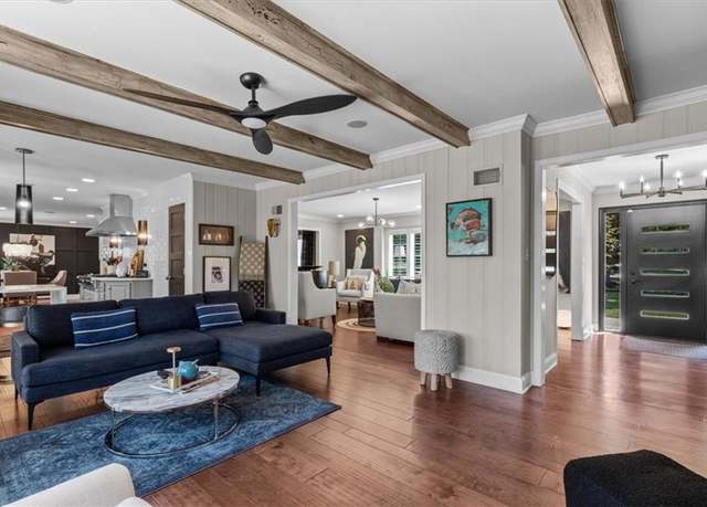 Property at 9614 Lee Blvd, Leawood, KS 66206, 4 beds, 3.5 baths