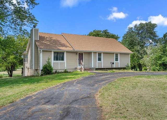 Property at 25204 S Blinker Light Rd, Harrisonville, MO 64701, 3 beds, 2 baths