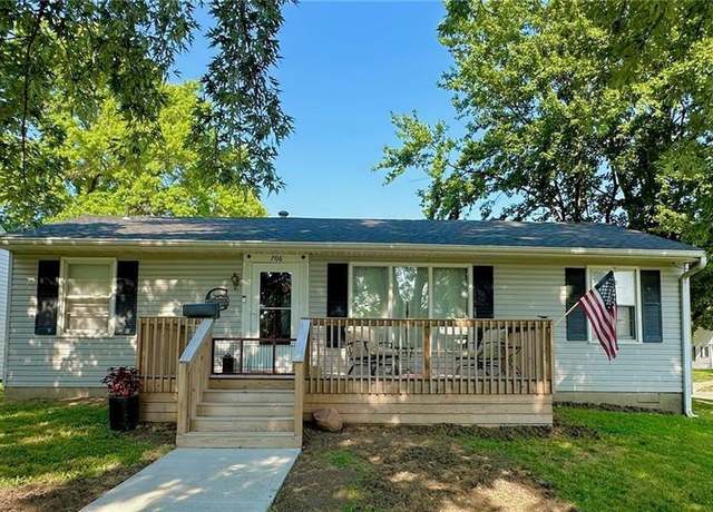 Property at 706 S Buchanan St, Maryville, MO 64468, 3 beds, 1 bath