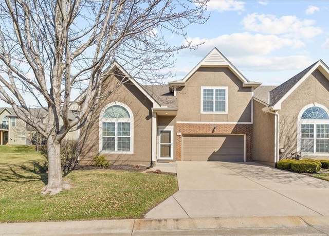 Property at 15518 W 61st Ter, Shawnee, KS 66217, 3 beds, 2.5 baths