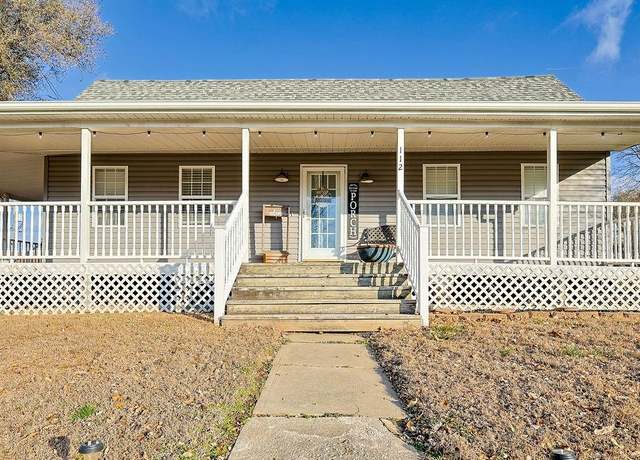 Property at 112 E 2nd St, Dearborn, MO 64439, 3 beds, 1 bath