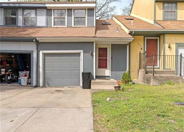 Property at 1914 Lawrence Ct, Kansas City, KS 66103, 2 beds, 1.5 baths