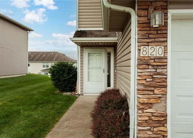 Property at 820 Peach Tree Ln, Blue Springs, MO 64064, 3 beds, 2.5 baths
