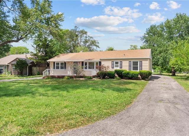 Property at 10208 E 68th Ter, Raytown, MO 64133, 3 beds, 2 baths