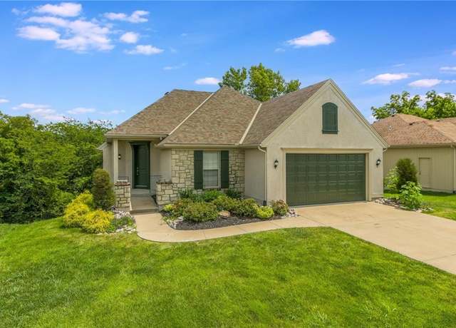 Property at 823 Old Paint Rd, Raymore, MO 64083, 3 beds, 3 baths