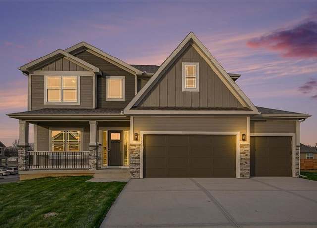Property at 12413 Morgan St, Excelsior Springs, MO 64024, 4 beds, 2.5 baths