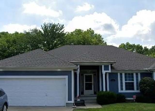 Property at 19501 E 18th Ter S, Lee's Summit, MO 64057, 3 beds, 3 baths