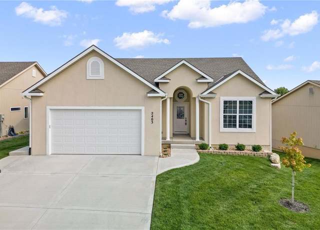 Property at 2407 Merlot Pl, Excelsior Springs, MO 64024, 2 beds, 2 baths