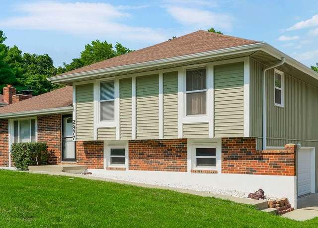 Property at 2977 Iva Dr, Independence, MO 64057, 3 beds, 2 baths