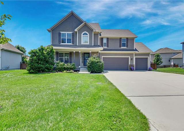 Property at 25201 W 149th Ter, Olathe, KS 66061, 4 beds, 4 baths