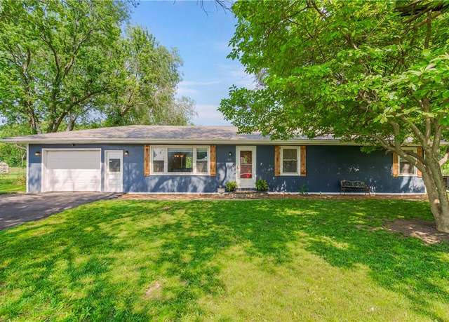 Property at 1911 N 85th St, Kansas City, KS 66112, 3 beds, 1.5 baths