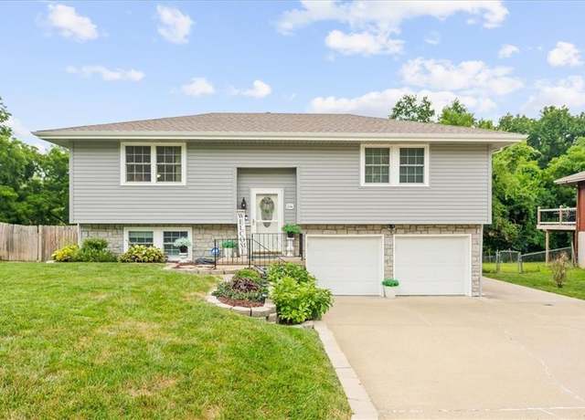 Property at 2741 N 110th Ter, Kansas City, KS 66109, 3 beds, 2 baths