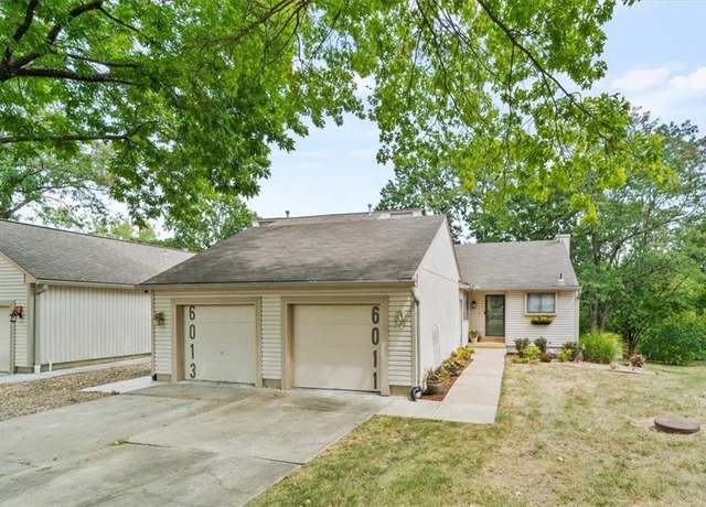 Property at 6011 N Bellefontaine Ave, Gladstone, MO 64119, 3 beds, 2 baths