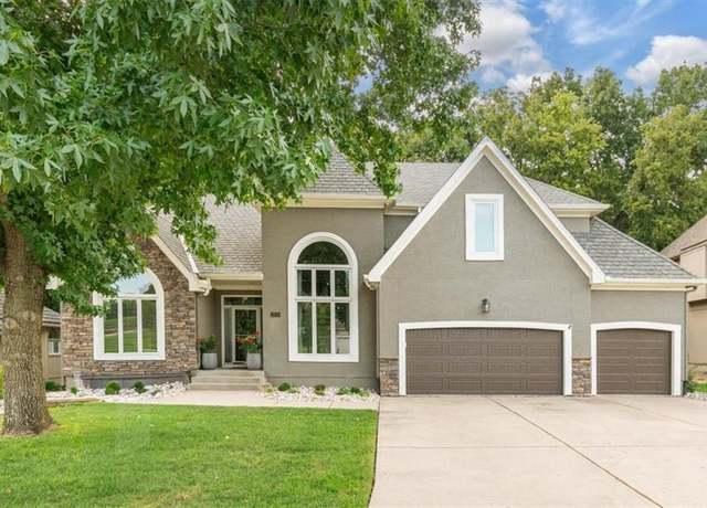 Property at 5416 NE Northgate Xing, Lee's Summit, MO 64064, 4 beds, 4.5 baths