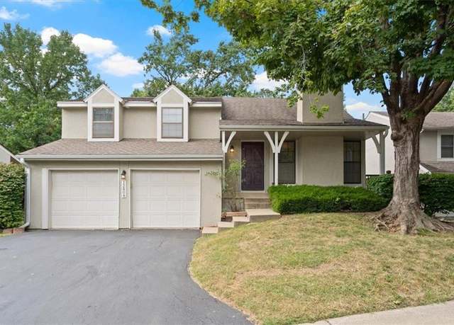 Property at 12808 W 108th St, Overland Park, KS 66210, 4 beds, 2.5 baths
