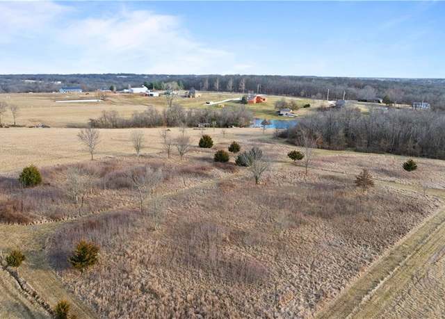 Property at 33004 E Stringtown Rd, Greenwood, MO 64034