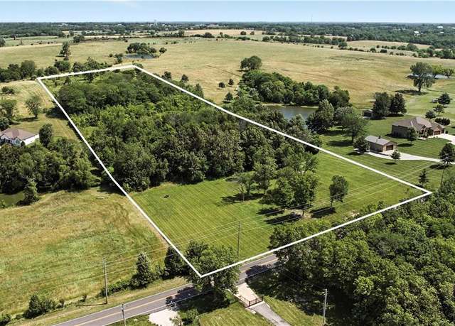 Property at 33004 E Stringtown Rd, Greenwood, MO 64034