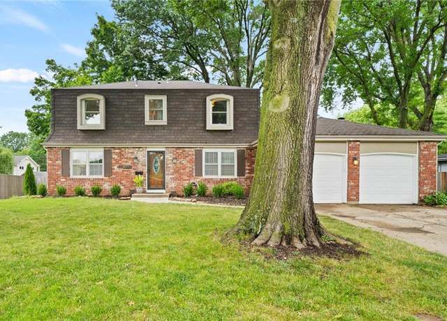 Property at 9800 Horton St, Overland Park, KS 66207, 4 beds, 2.5 baths